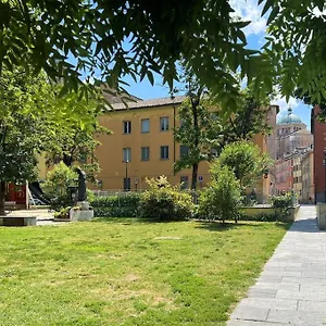 9, Centro Parma